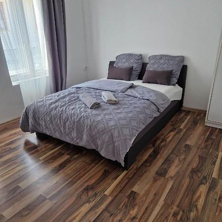 Tifani Apartman Keszthely Eksteriør billede