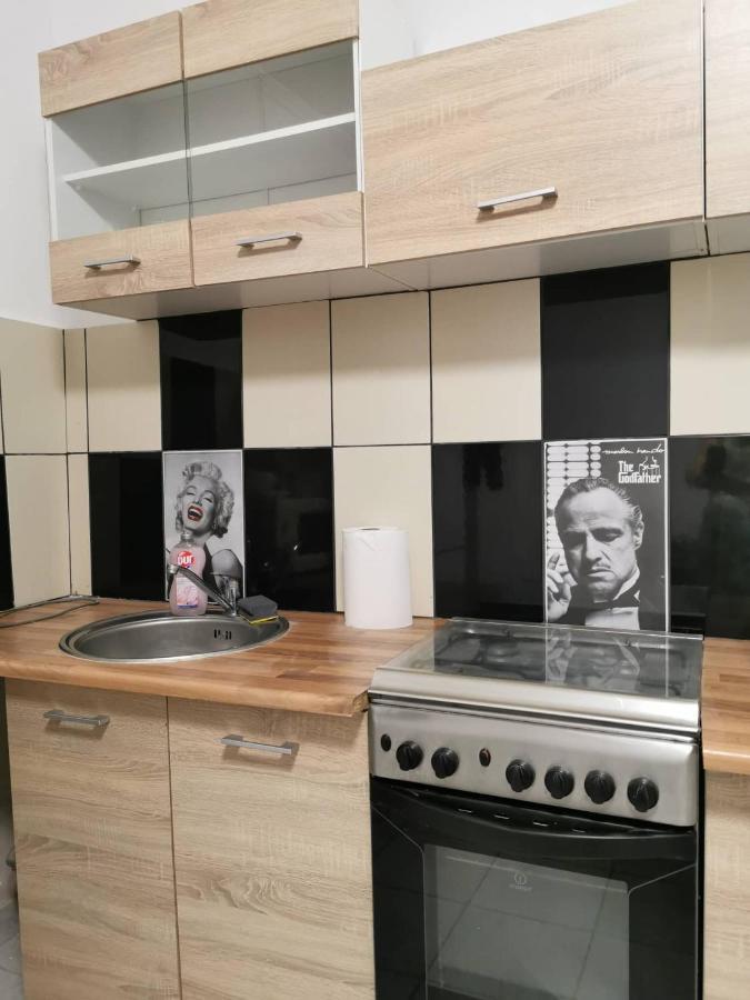 Tifani Apartman Keszthely Eksteriør billede